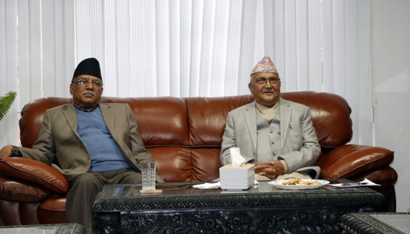 सिंहदरबारमा प्रधानमन्त्री प्रचण्ड र एमाले अध्यक्ष ओली भेटवार्ता (भिडियाे)